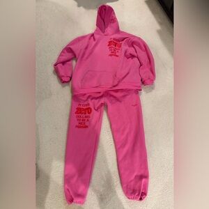 NWT The Mayfair Group Pink "Nice Person" Oversized Joggers ML fits l and xl